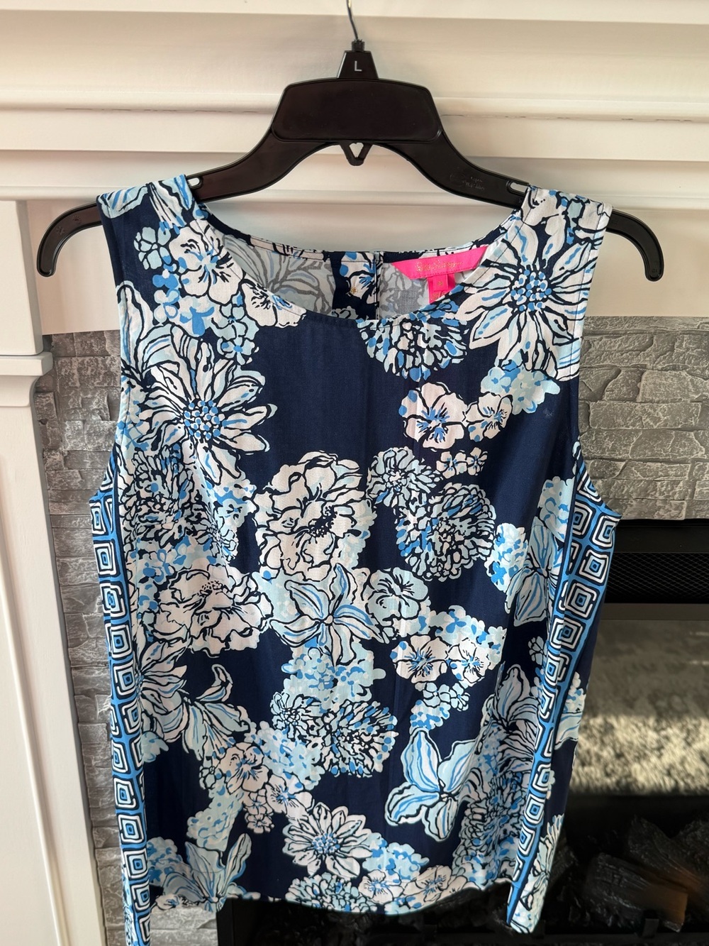 Lilly Pulitzer Iona Sleeveless Blouse Low Tide Navy Bouquet Floral NWT